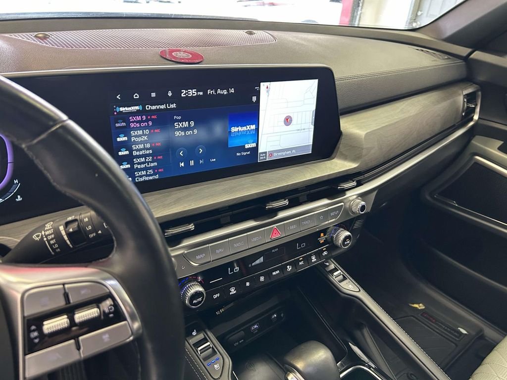 Used 2024 Green Kia EX X-Line image 21
