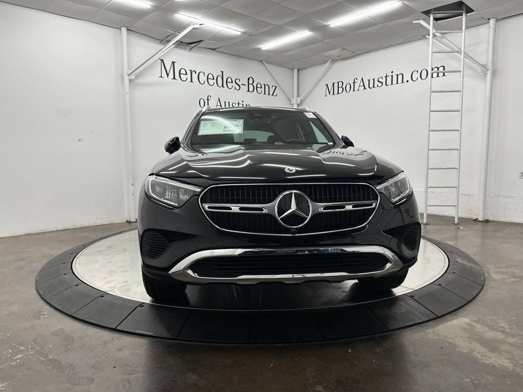 New 2026 Black Mercedes-Benz GLC 300 image 32