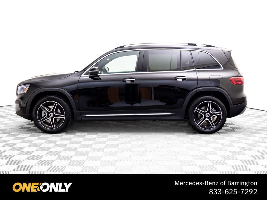 New 2026 Night Black Mercedes-Benz GLB 250 image 2