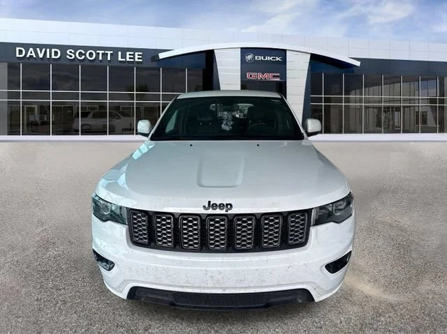Used 2020 Bright White Clearcoat Jeep ALTITUDE image 2