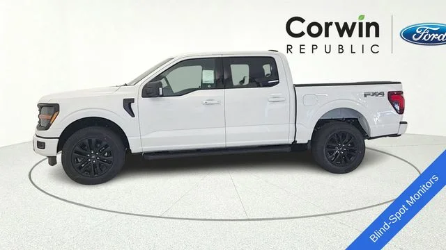 New 2026 Oxford White Ford XLT image 4