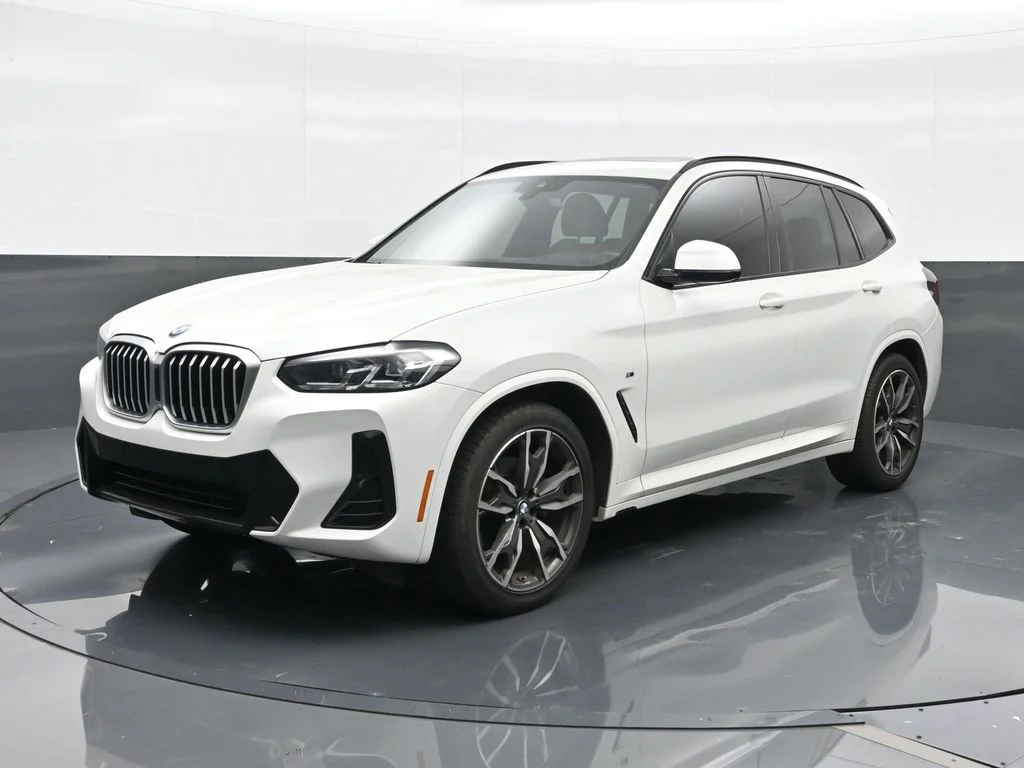 2023 BMW X3 sDrive30i's photo
