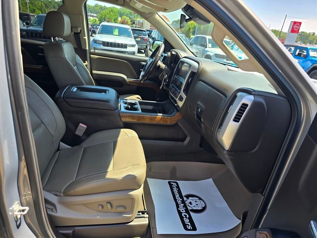 Used 2017 Gray GMC SLT image 14