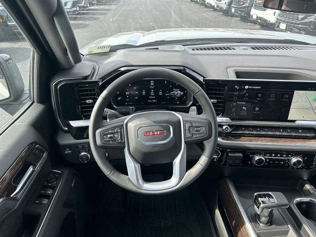 New 2026 Sterling Metallic GMC Elevation image 32