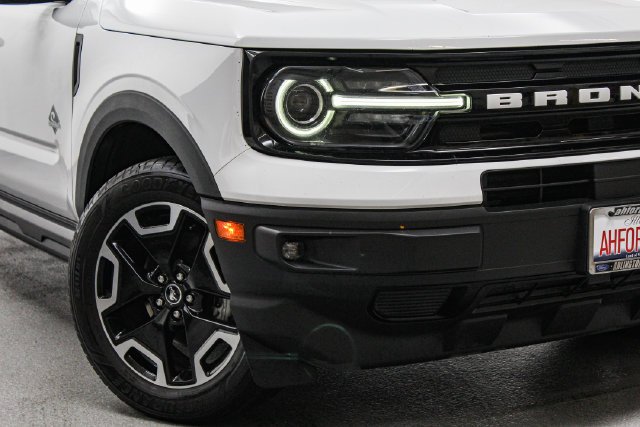 Certified Used 2021 Oxford White Ford Outer Banks image 2