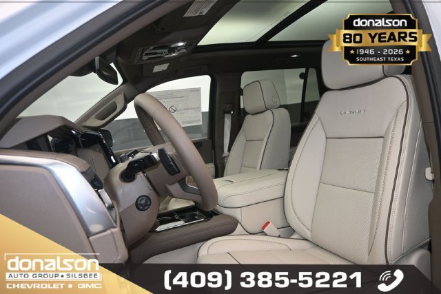 2027 GMC Yukon Denali - Photo 9