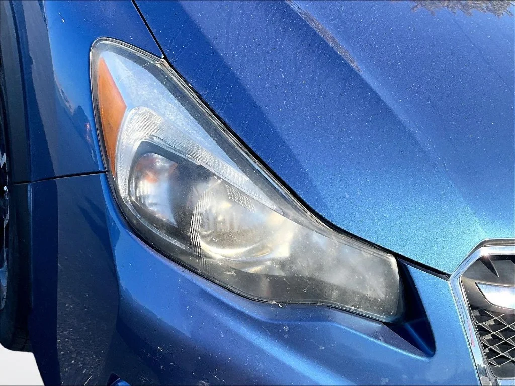 Used 2015 Blue Subaru 2.0i Limited image 27