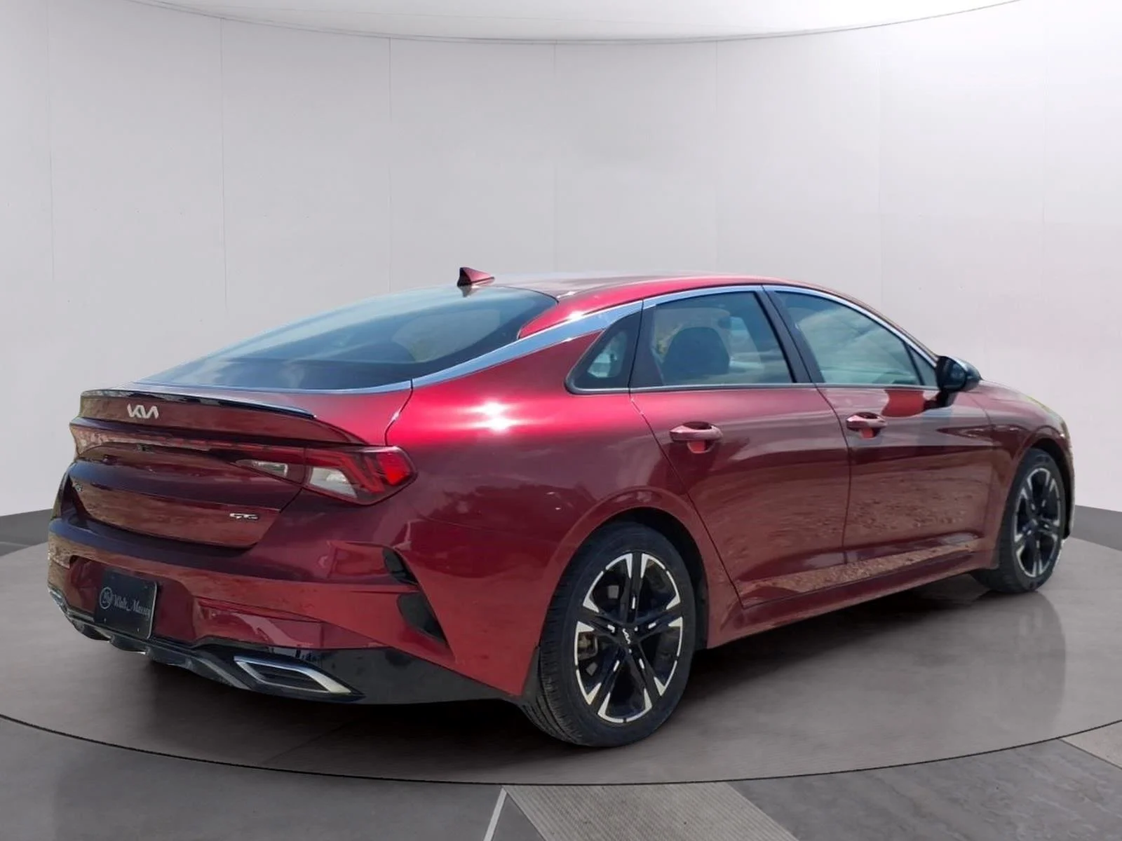 Used 2022 Passion Red Tintcoat Kia GT-Line image 5