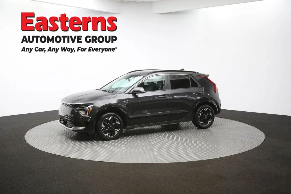 Used 2024 Gray Kia Wind image 55