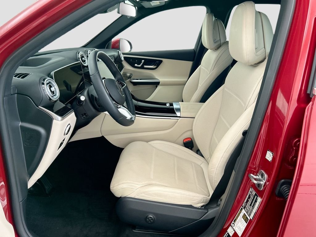 Used 2026 MANUFAKTUR Patagonia Red Metallic Mercedes-Benz GLC 300 image 18
