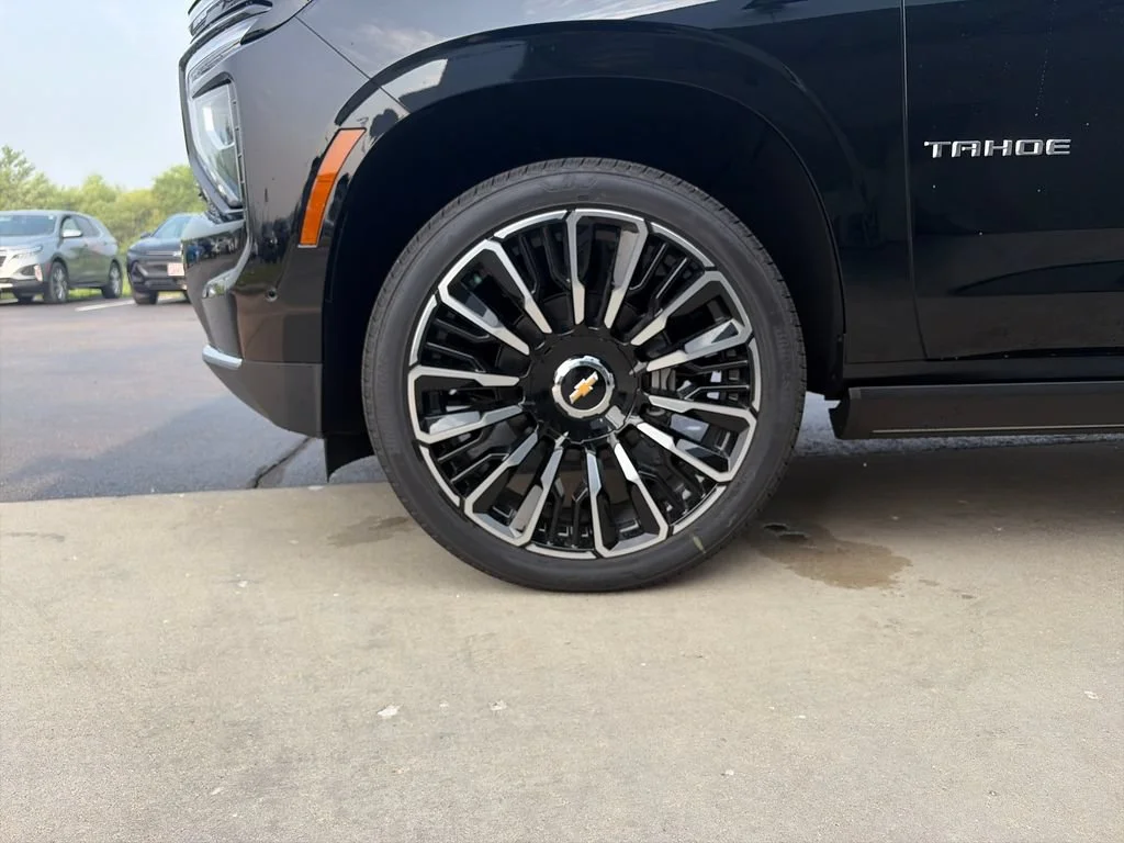 New 2026 Black Chevrolet High Country image 30