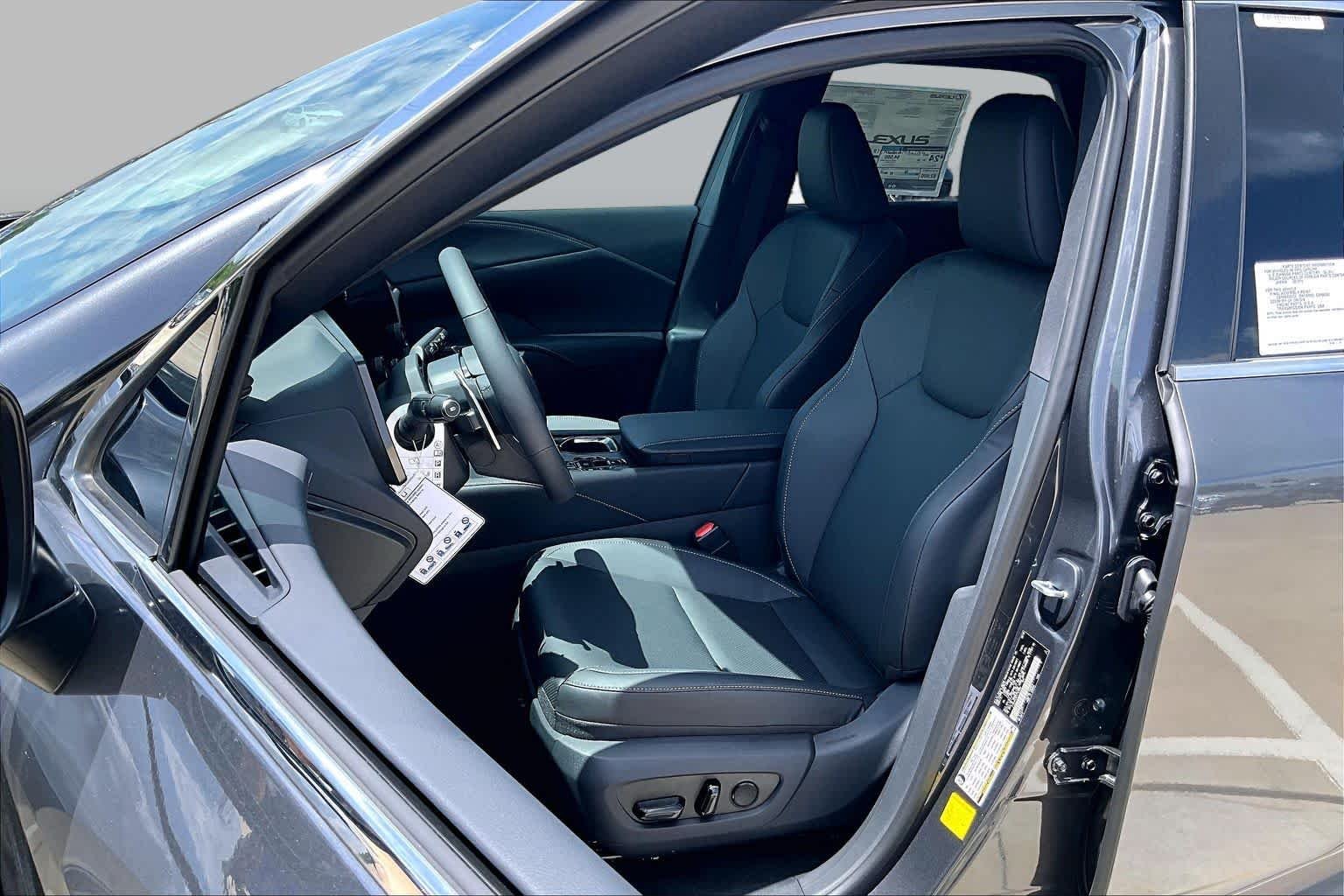 New 2026 Cloudburst Gray Lexus PREMIUM image 17