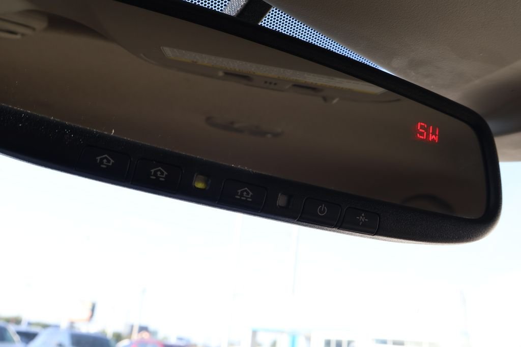 Used 2016 Blue Subaru 2.0i Premium image 27
