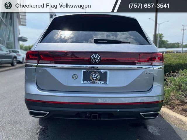 New 2026 Silver Volkswagen 2.0T SE w/Technology image 11