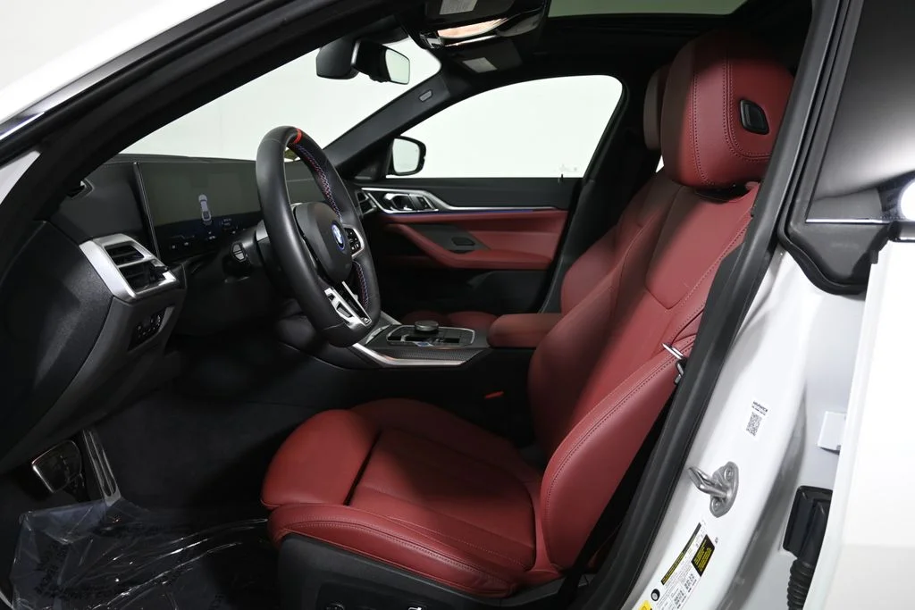 Certified Used 2025 White BMW M50 image 3