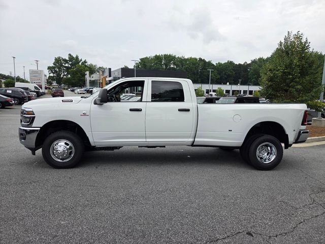 New 2026 Bright White Clear-Coat Exterior Paint RAM Tradesman image 4