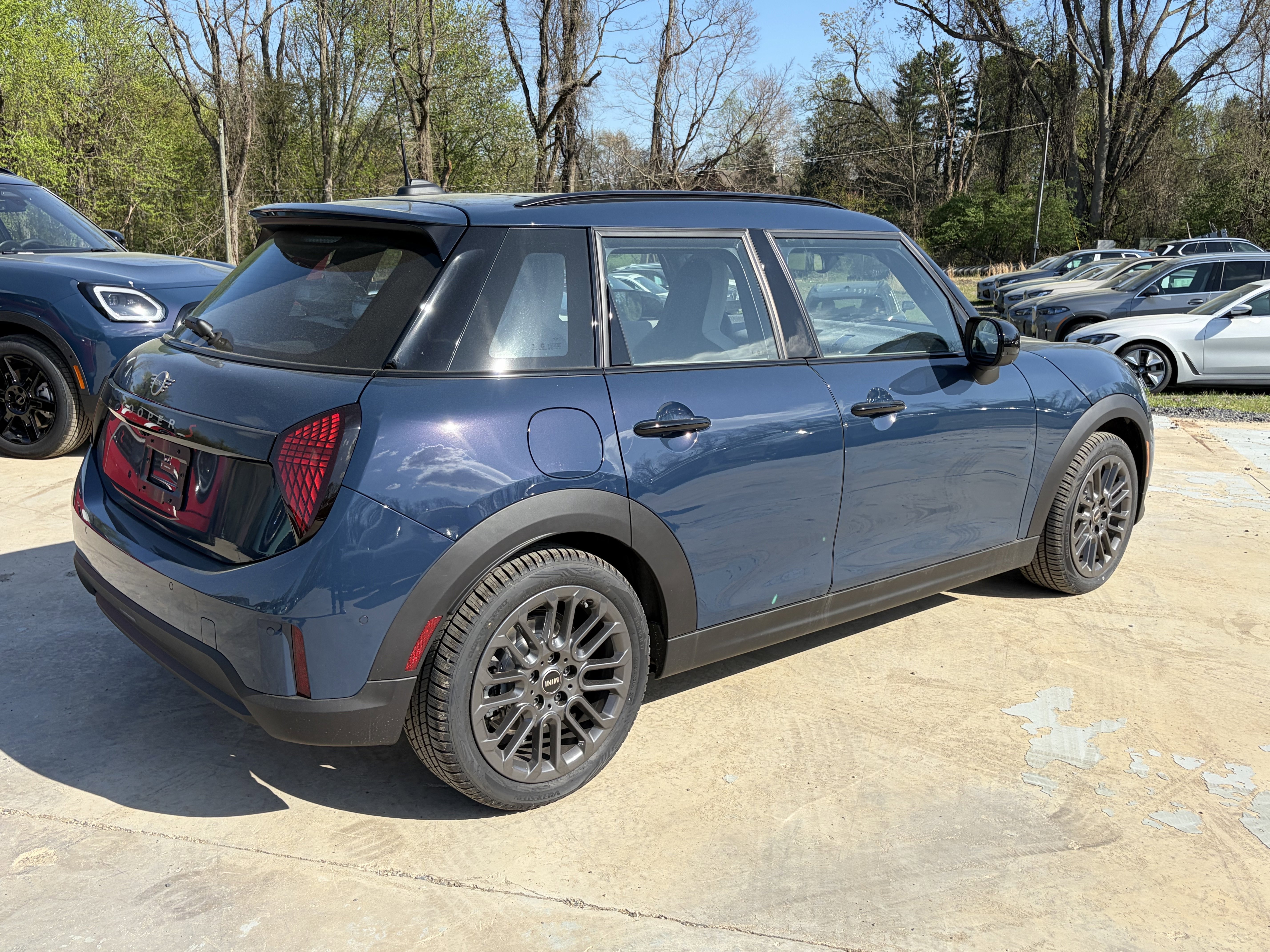 Used 2026 INDIGO SUNSET BLU MINI Base image 5
