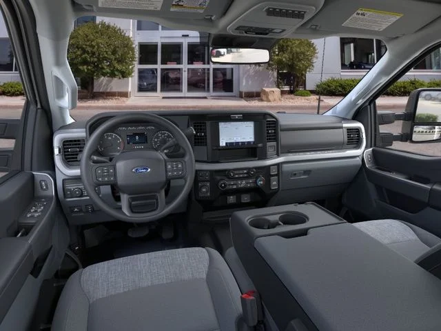 New 2026 Oxford White Ford XLT image 9