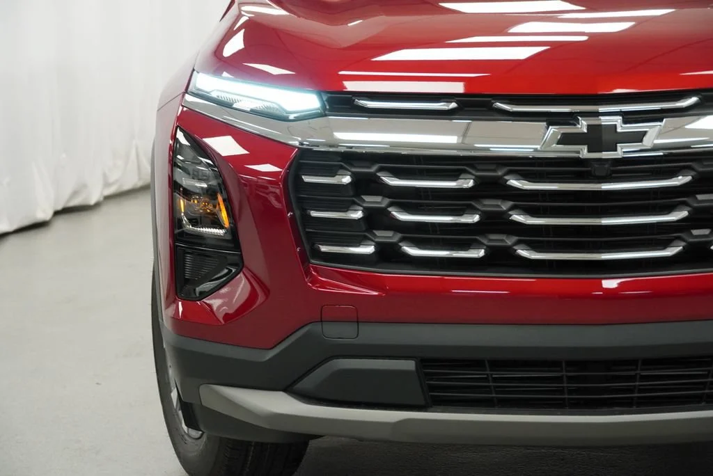 New 2027 Radiant Red Tintcoat Chevrolet LT image 32