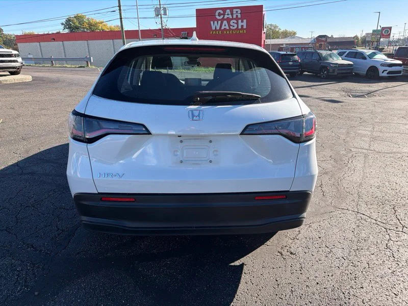 Used 2024  Honda LX image 6