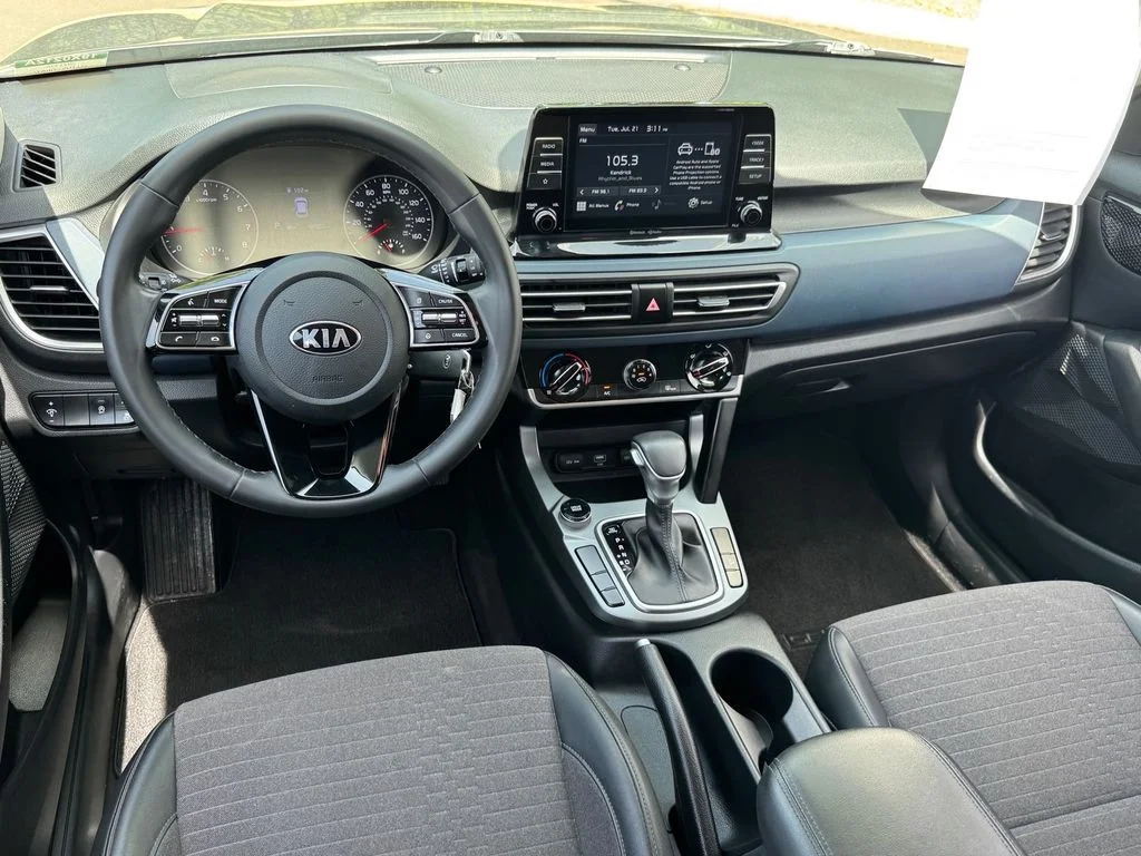 Used 2021 Gray Kia S image 11