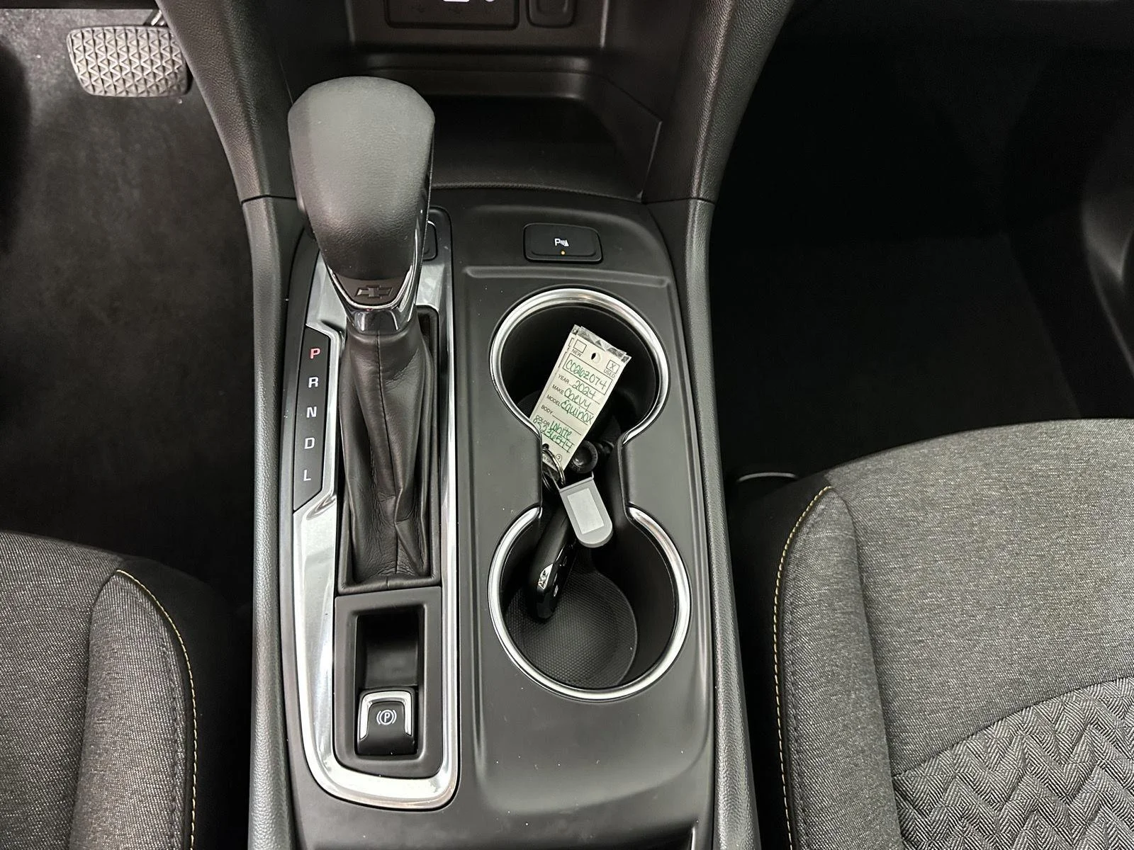 Used 2024 Summit White Chevrolet LT image 21