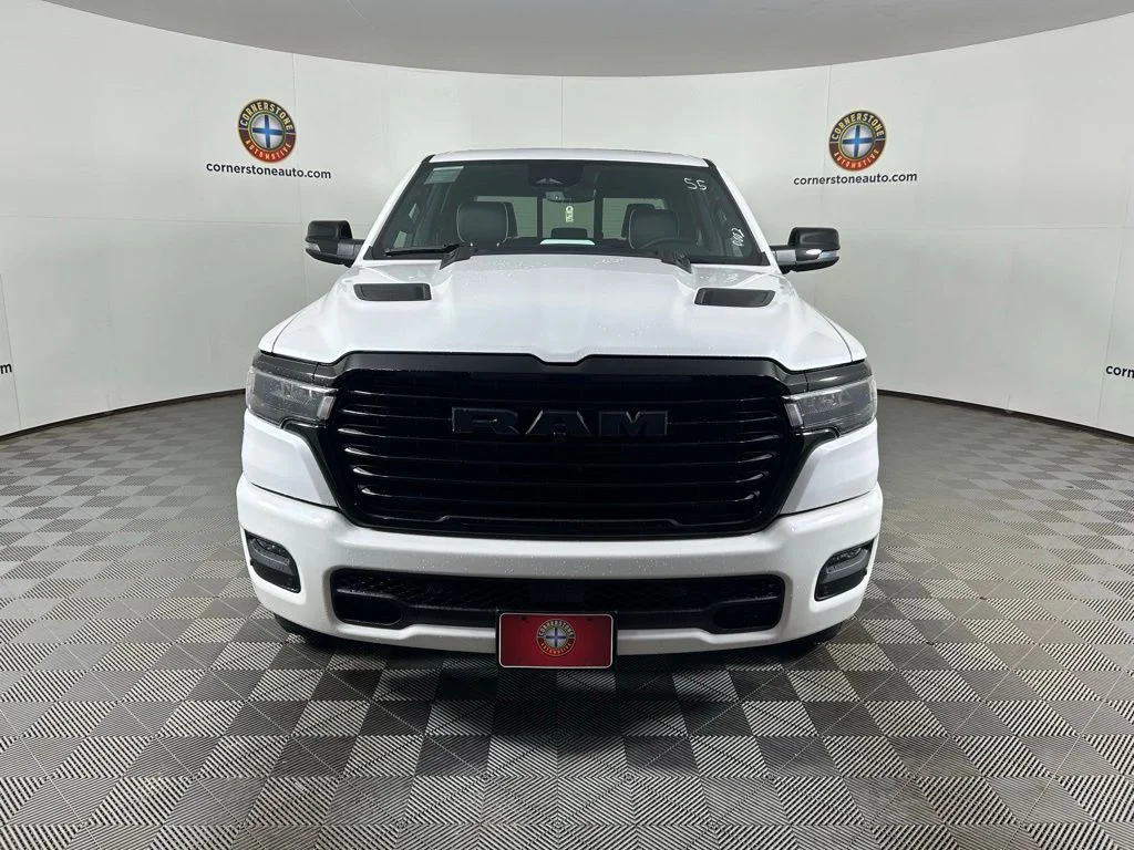 New 2026 Ivory White Tri-Coat Pearl-Coat Exterior Paint RAM Laramie image 17