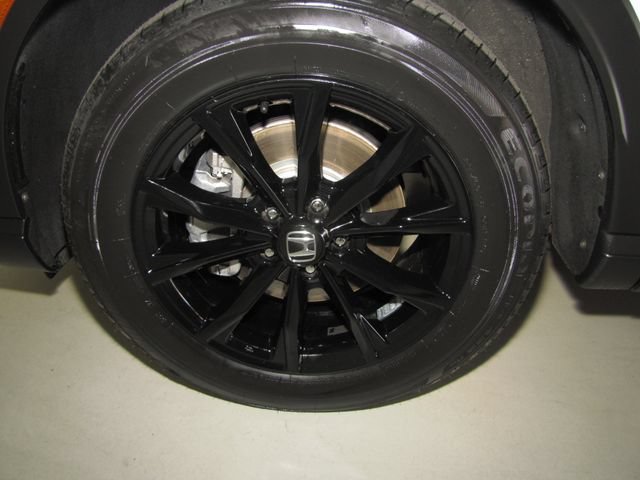 Certified Used 2024 Platinum White Pearl Honda Sport-L image 57