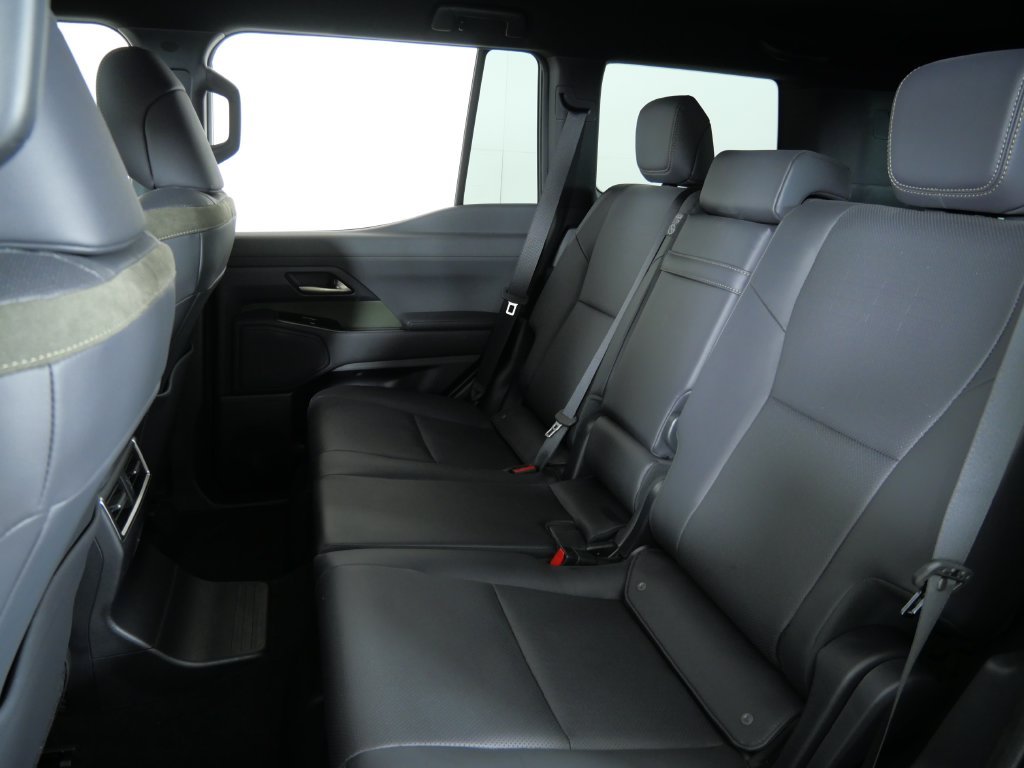 Used 2024 Silver Lexus 550 Overtrail image 28