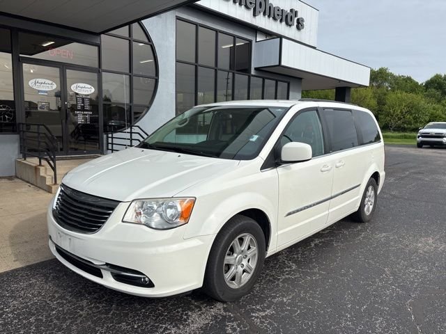 Used 2013 Chrysler Town & Country Touring with VIN 2C4RC1BG2DR526611 for sale in Auburn, IN
