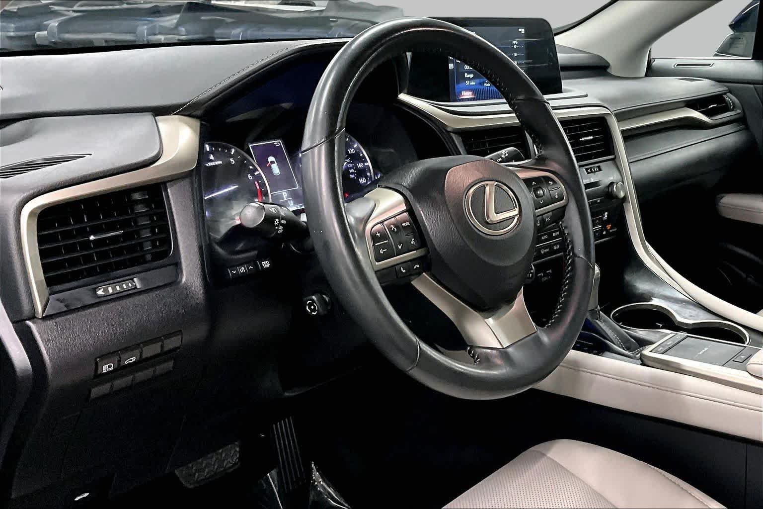 Certified Used 2022 NIGHTFALL MICA Lexus  image 17