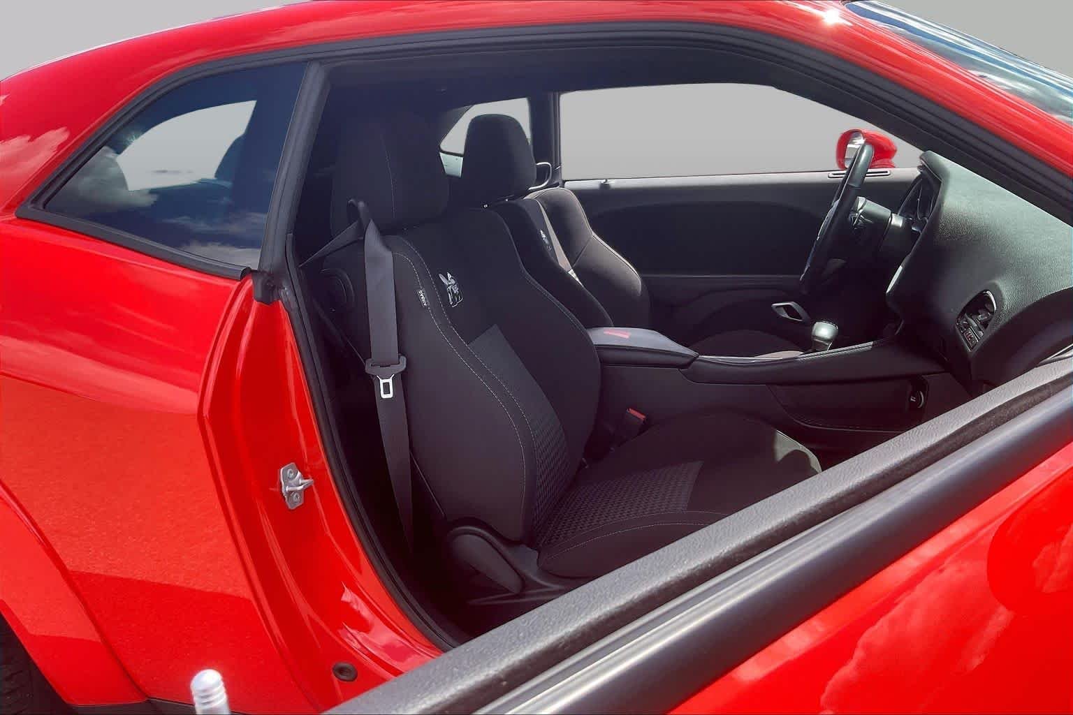 Used 2022 Go Mango Dodge R/T Scat Pack Widebody image 8
