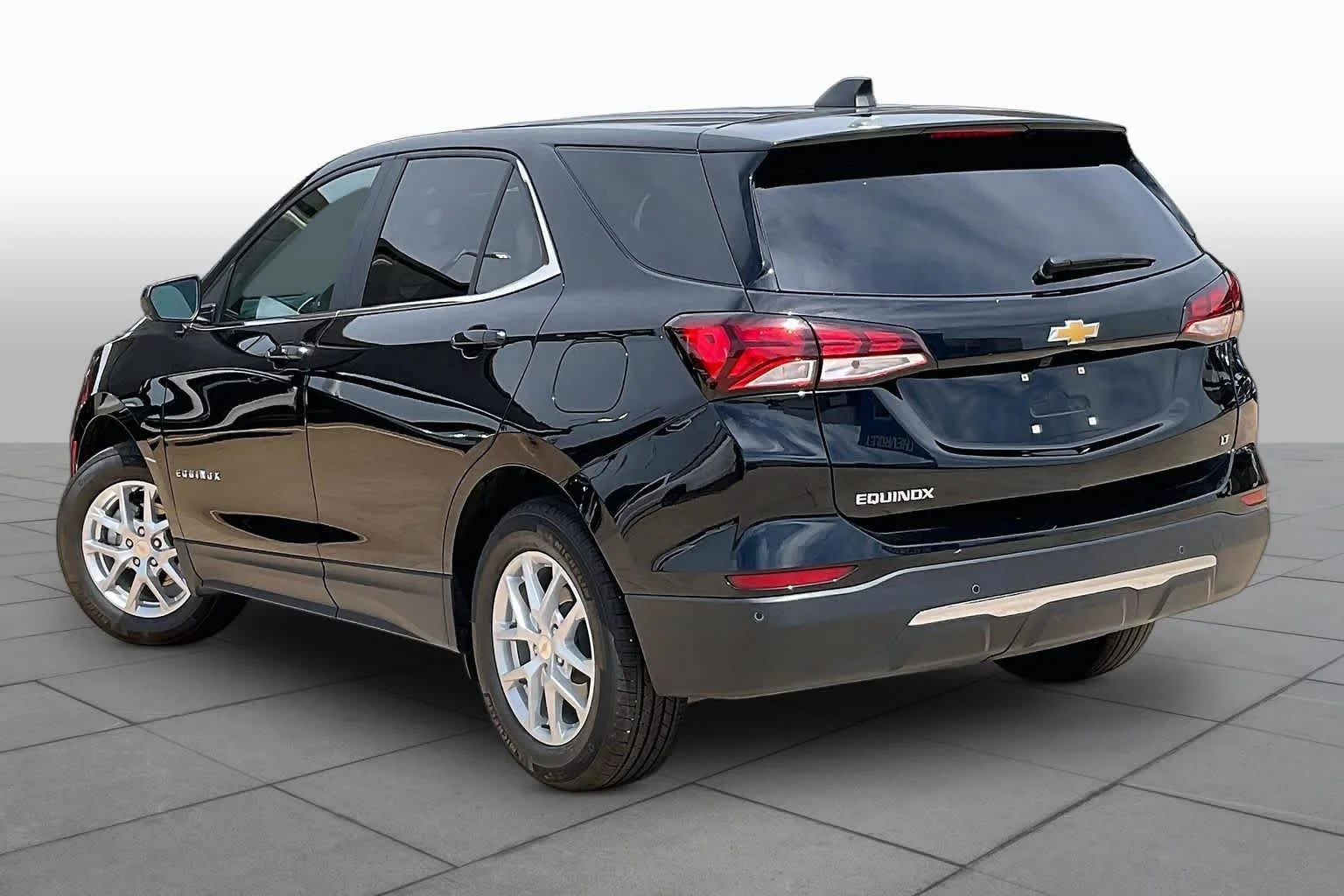 Used 2024 Mosaic Black Metallic Chevrolet LT image 12