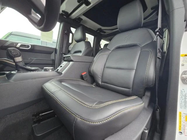 New 2025 Oxford White Ford Badlands® image 48