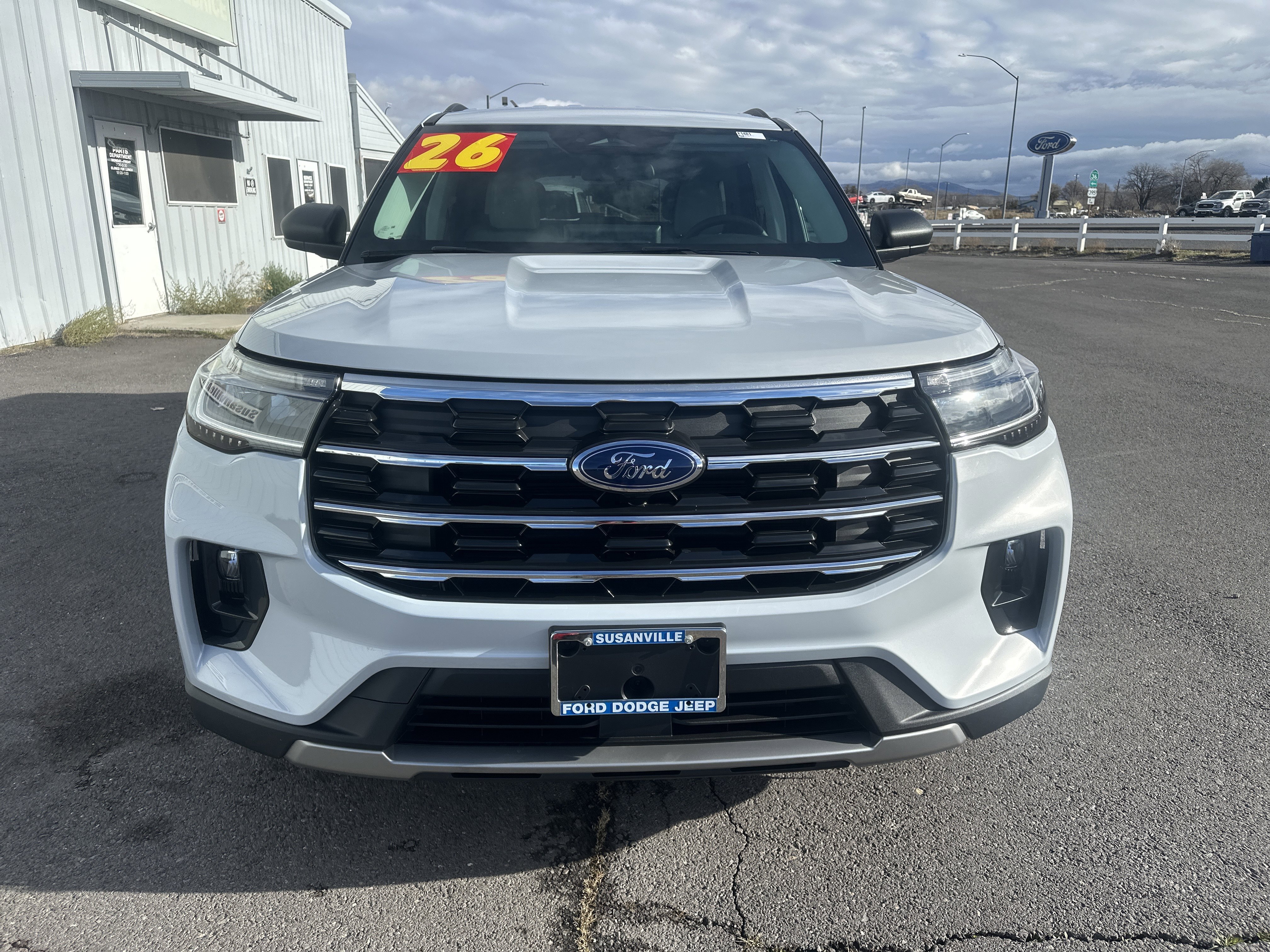 New 2026 Space White Metallic Ford Active image 8