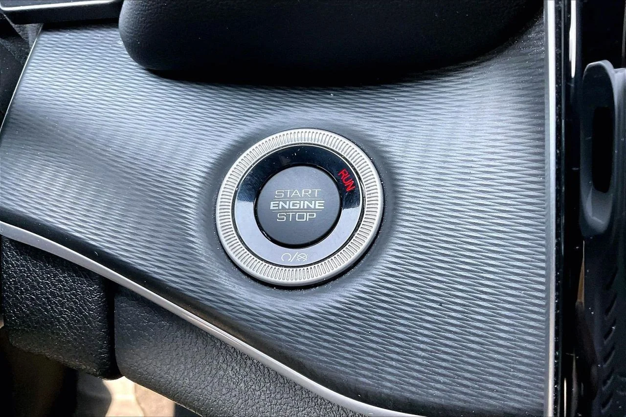 Used 2023 Gray Jeep Altitude X image 26