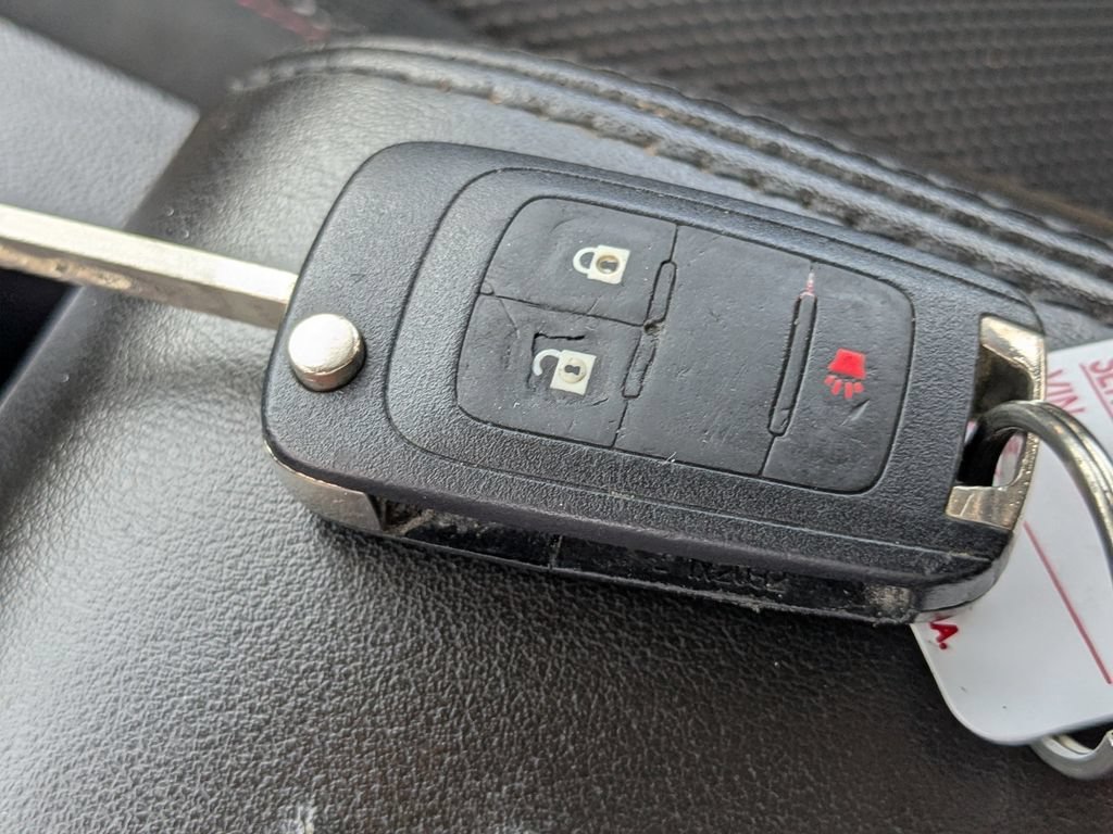 Used 2017 QUICKSILVER METALLIC GMC SLE image 25