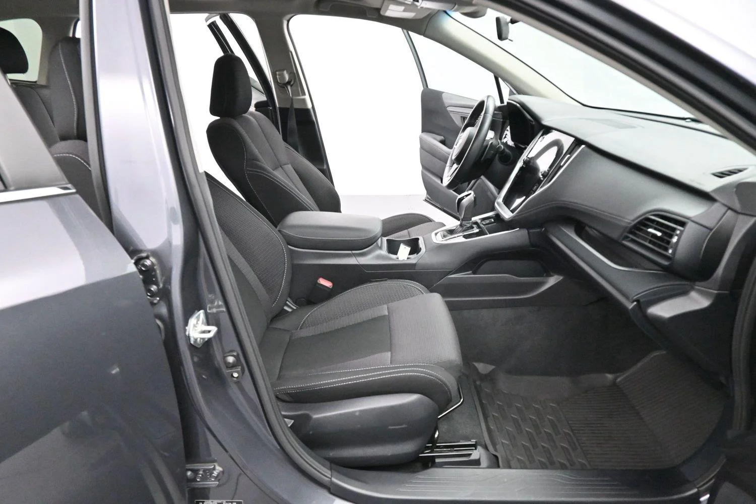 Used 2022 Magnetite Gray Metallic Subaru Premium image 19