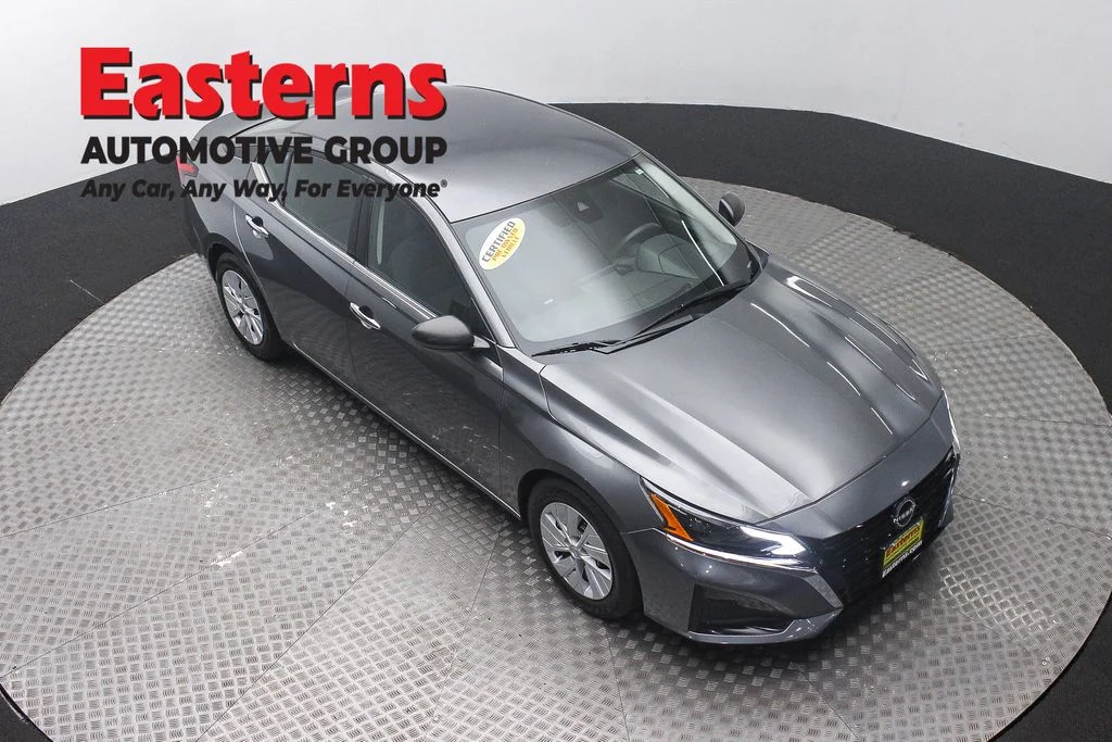 Used 2024 Gray Nissan 2.5 S image 3