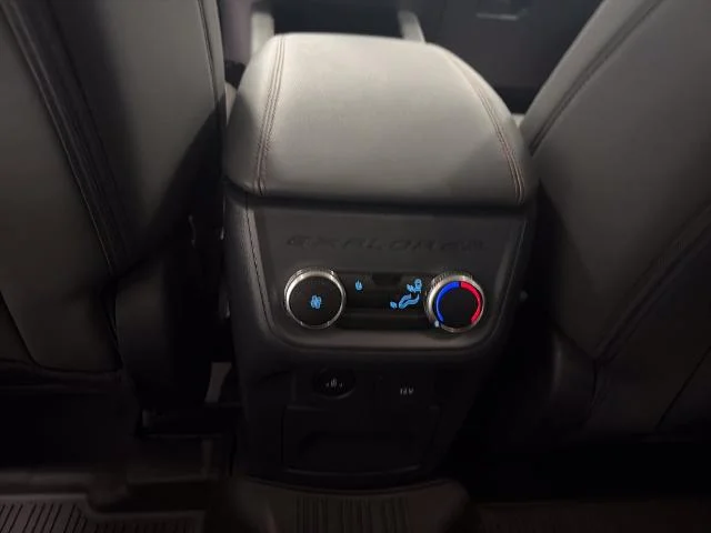 New 2026 Carbonized Gray Metallic Ford Active image 33