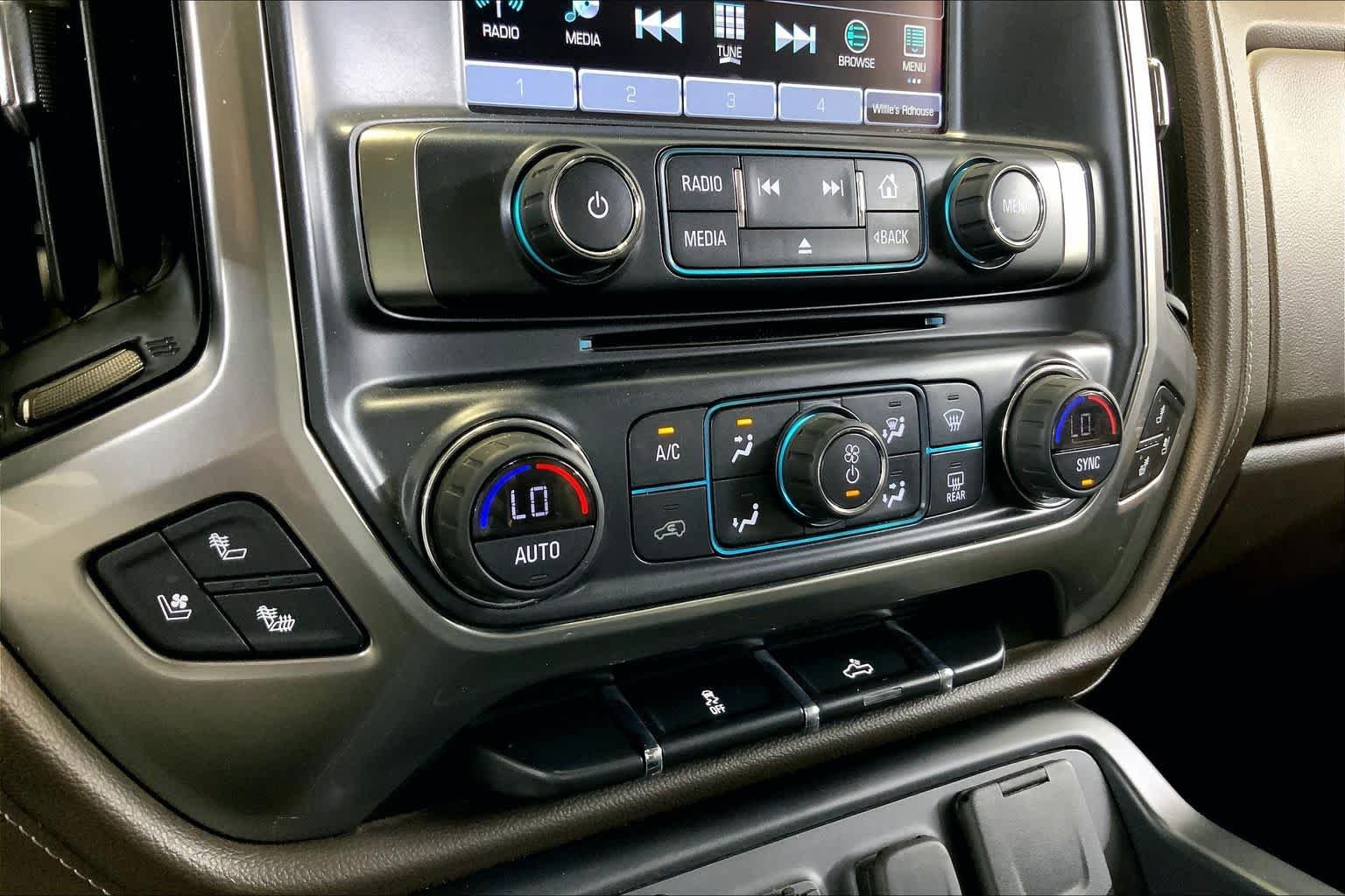 Used 2018 Summit White Chevrolet LTZ image 35