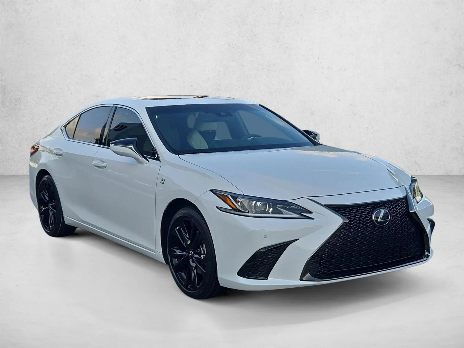 Certified Used 2023 Ultra White Lexus ES 350 F SPORT Handling image 3