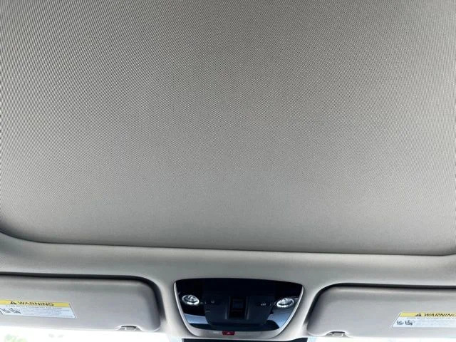2025 Kia K5 EX - Photo 26