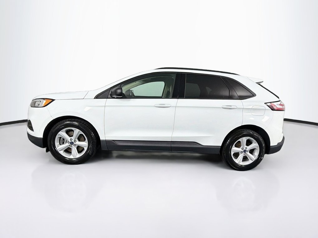 Used 2020 White Ford SE image 6