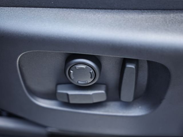 New 2026 Santorini Black Land Rover Landmark image 27