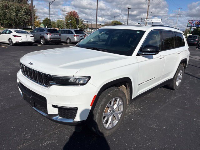 Used 2021 Bright White Clearcoat Jeep Limited image 9