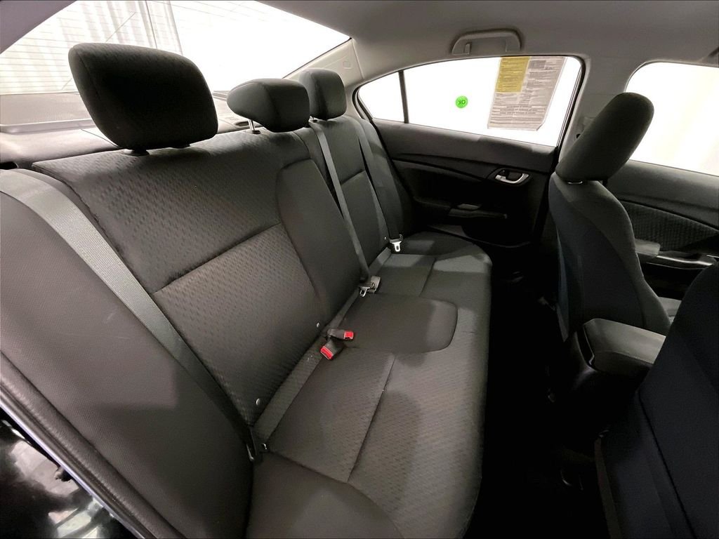 Used 2015 Black Honda SE image 16