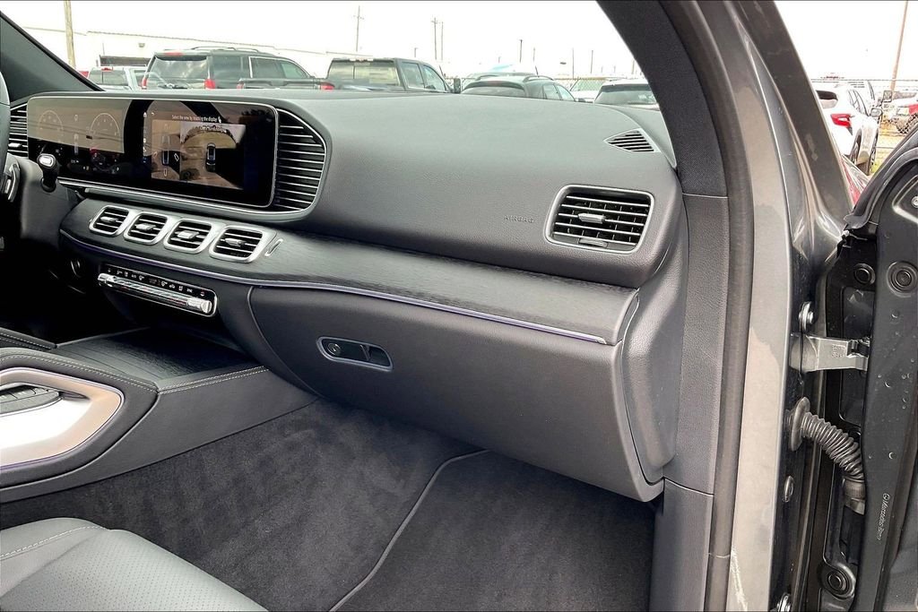 Used 2025 Gray Mercedes-Benz GLE 450 image 23