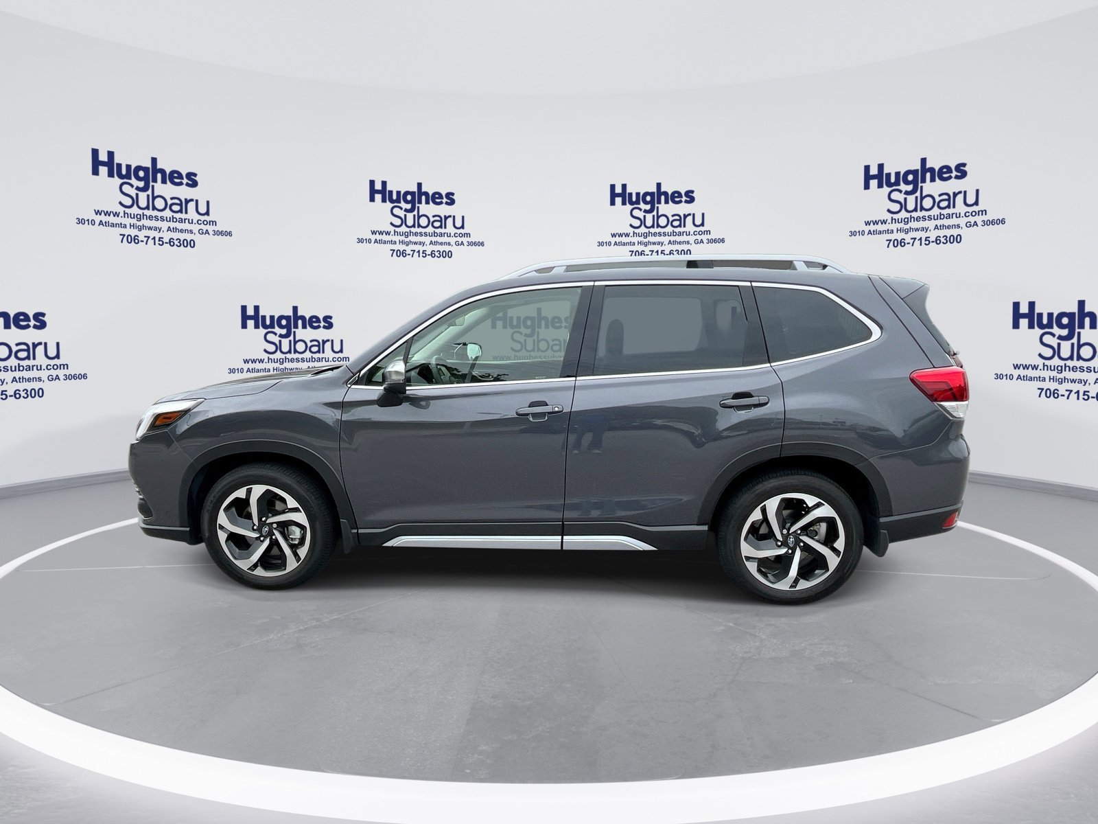2023 Subaru Forester Touring's photo