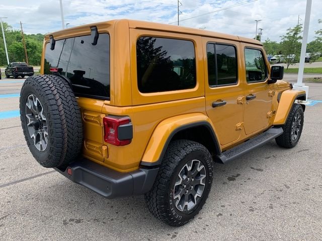 New 2026 Goldilocks Exterior Paint Jeep Sahara image 8